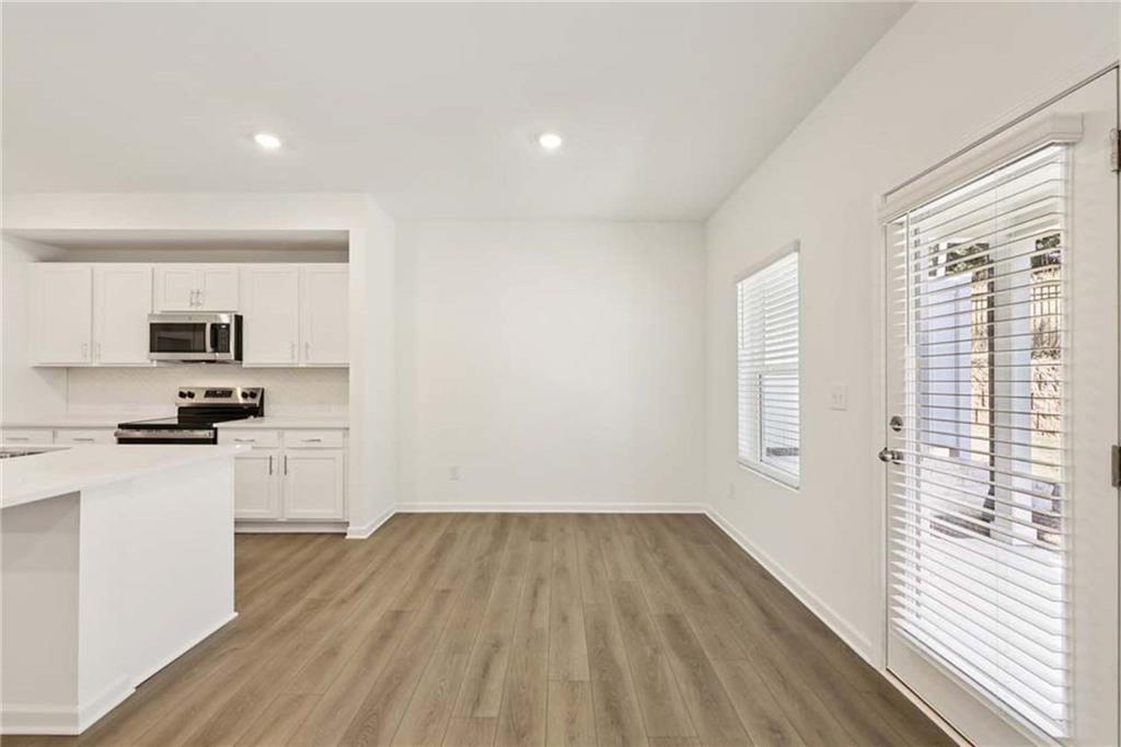 5333 Frontier Court Flowery Branch, GA 30542 - Photo 9 of 33