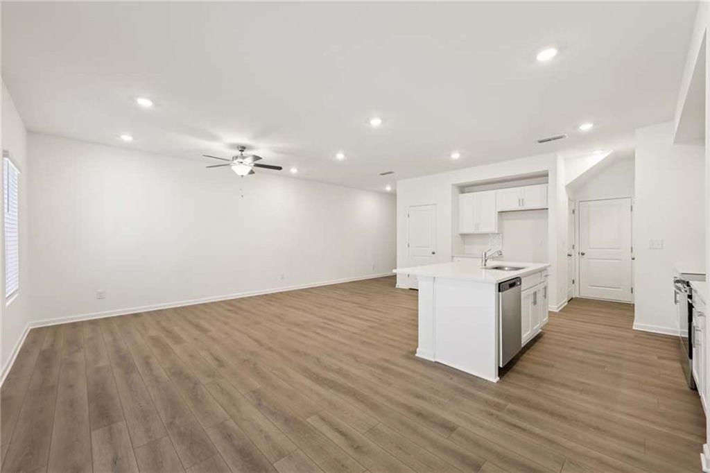 5333 Frontier Court Flowery Branch, GA 30542 - Photo 10 of 33