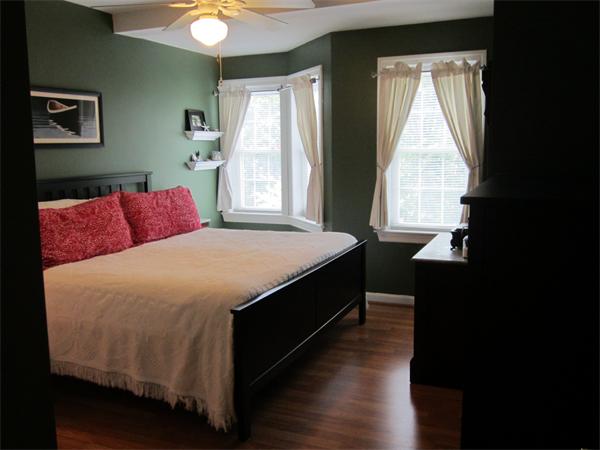 200 Chickering Road, Unit 306B North Andover, MA 01845 - Photo 14 of 30 a bed sitting in a bedroom next to a window