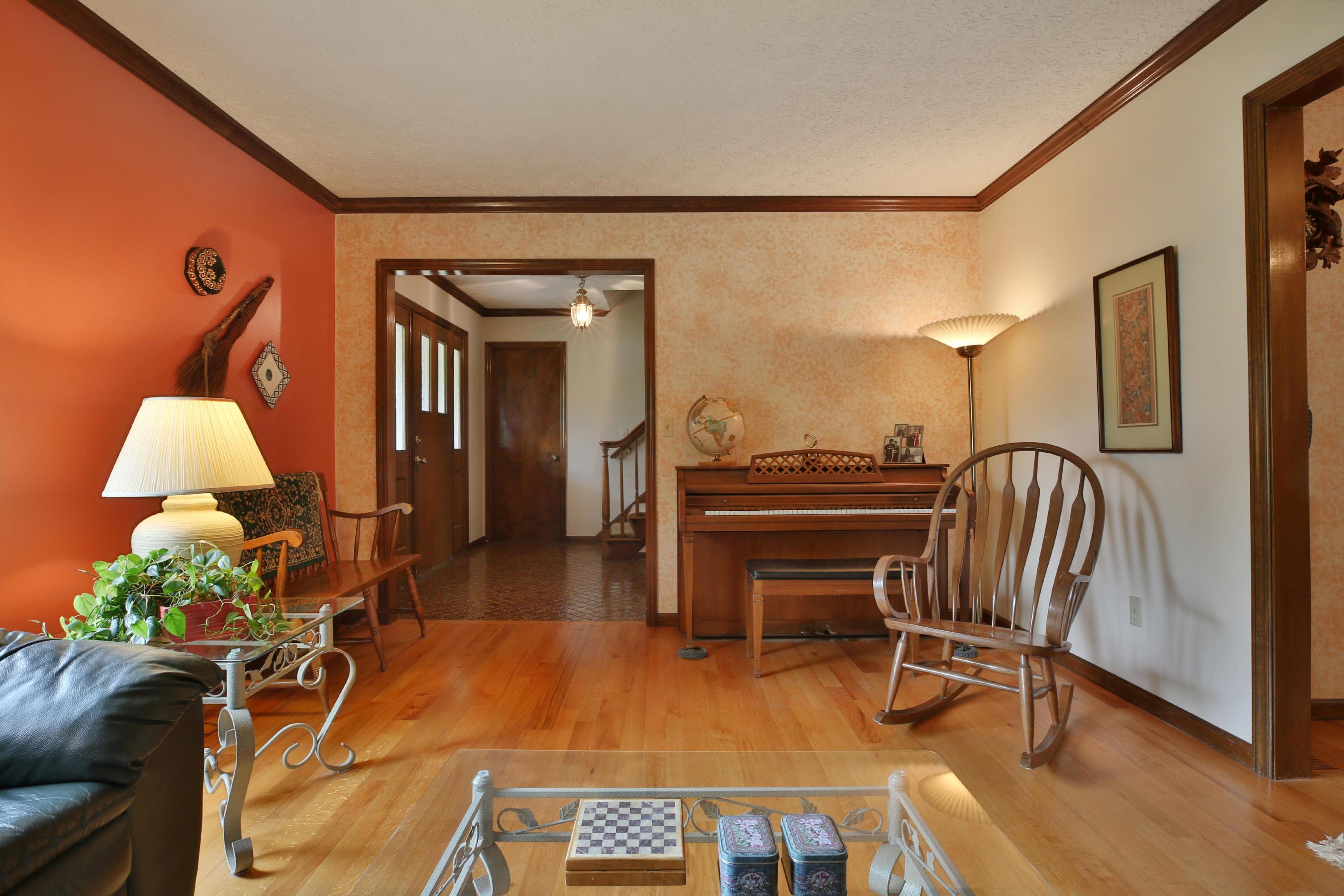 1282 Chatham Ridge Road Westerville, OH 43081 - Photo 10 of 45 Gallery Image 10