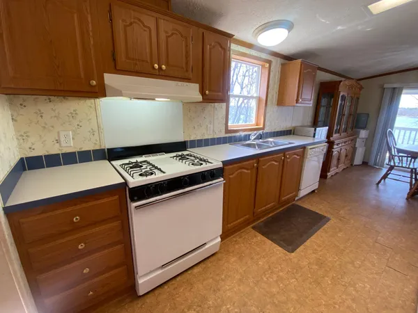 $450,000 | 32095 402nd Place, Aitkin, MN 56431