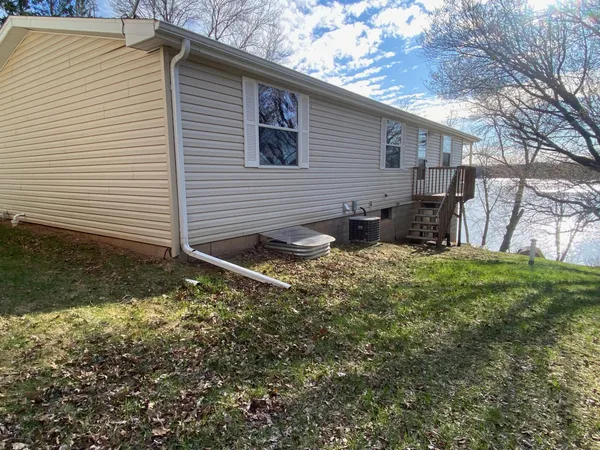 $450,000 | 32095 402nd Place, Aitkin, MN 56431