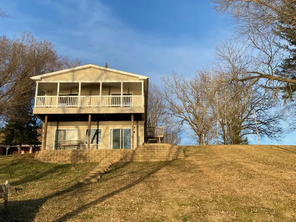 $450,000 | 32095 402nd Place, Aitkin, MN 56431