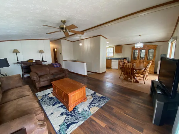 $450,000 | 32095 402nd Place, Aitkin, MN 56431