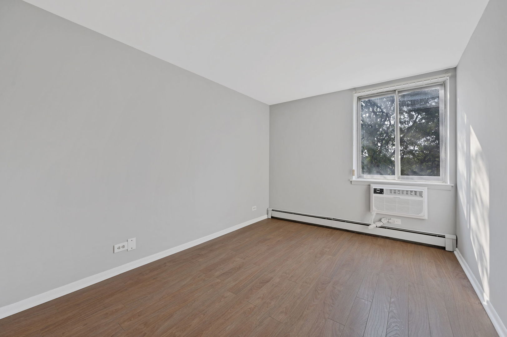 9720 South Pulaski Road, Unit 404 Oak Lawn, IL 60453 - Photo 11 of 14 Gallery Image 11