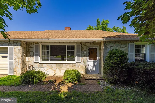 $1,800 | 2917 1st Street, Winchester, VA 22601