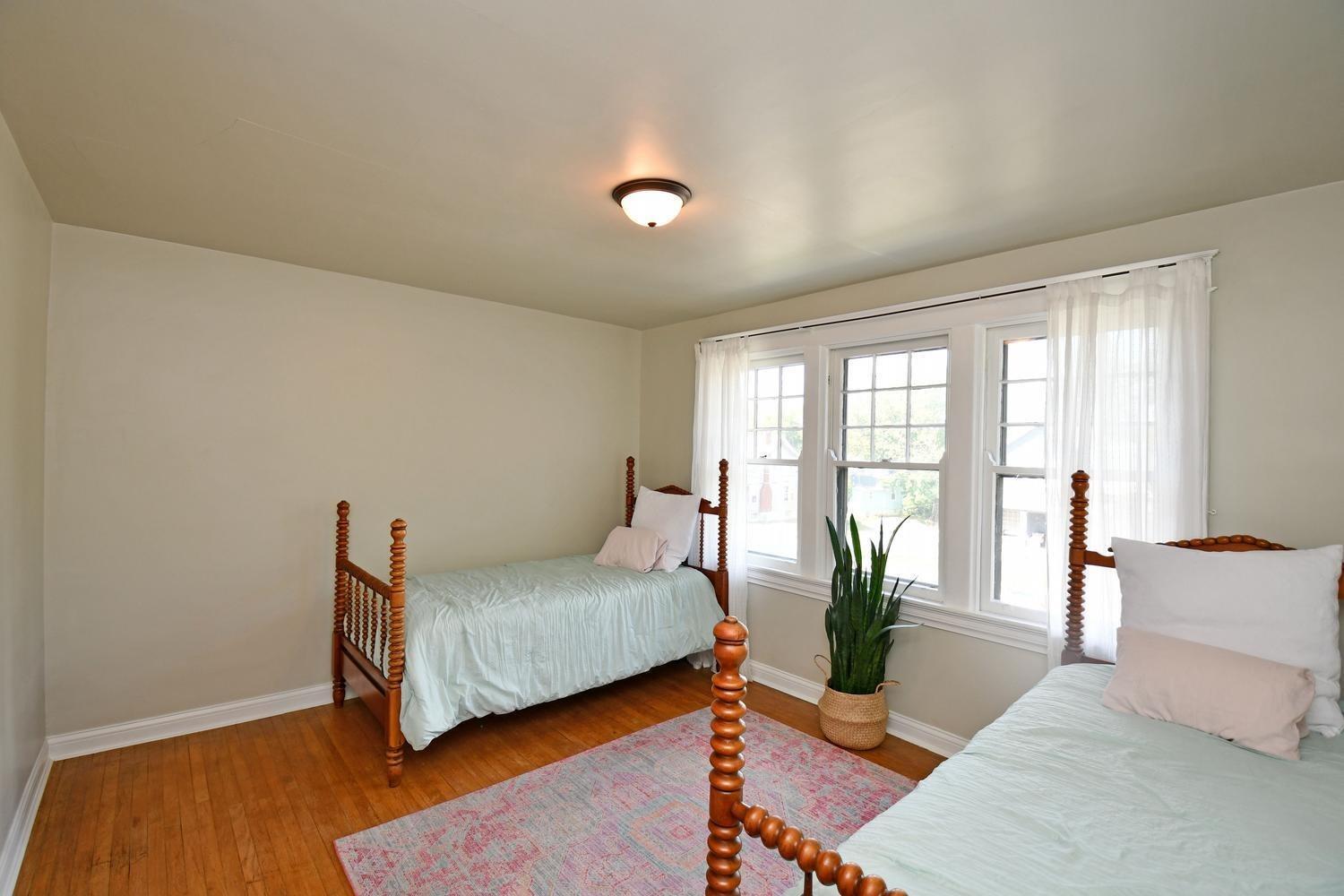 6109 Roe Street Cincinnati, OH 45227 - Photo 25 of 36 Gallery Image 25