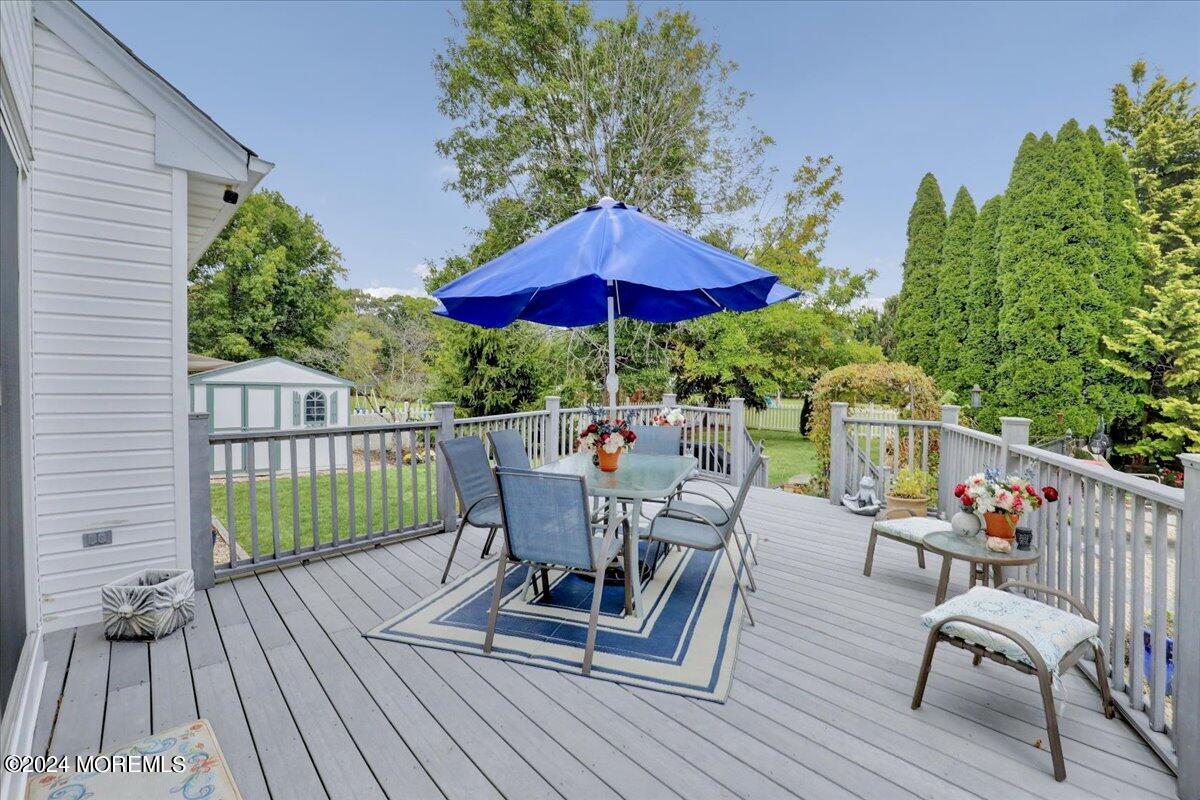 265 Bartley Road Jackson, NJ 08527 - Photo 39 of 57 41-Deck