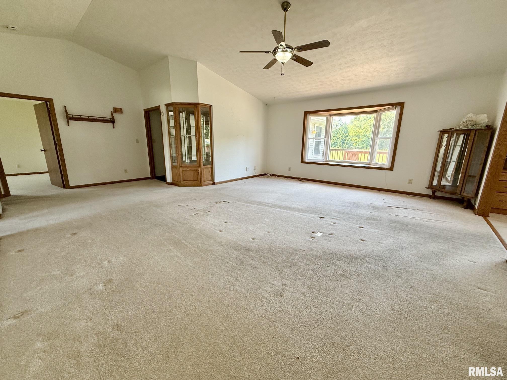 24822 Brookwood Hills Road Athens, IL 62613 - Photo 4 of 58