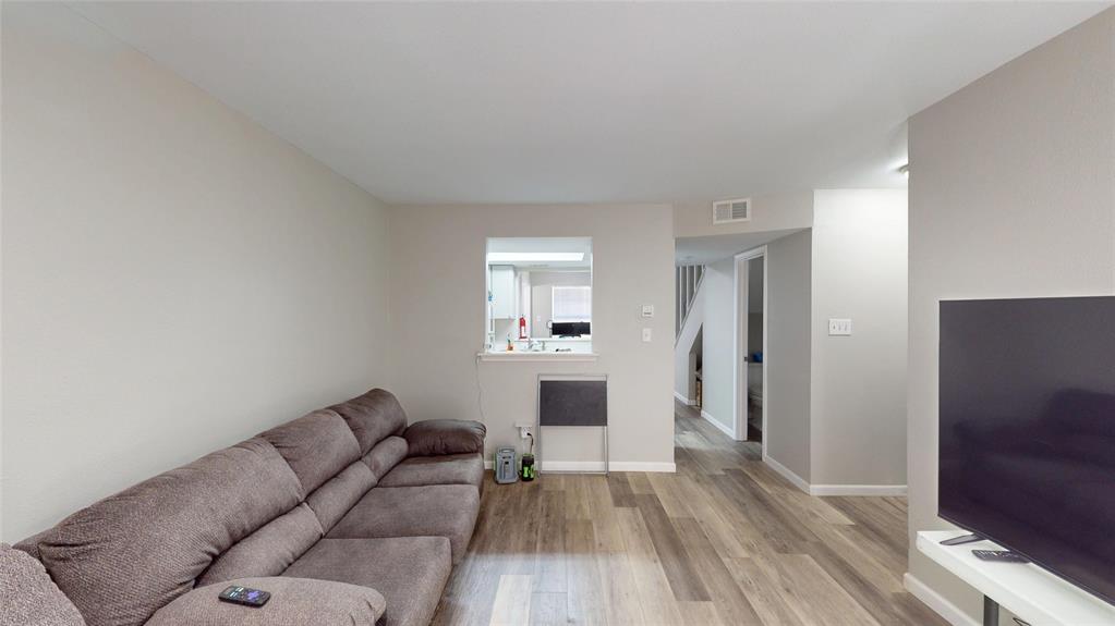 8001 Rothington Road, Unit 11 Dallas, TX 75227 - Photo 4 of 24 Gallery Image 4
