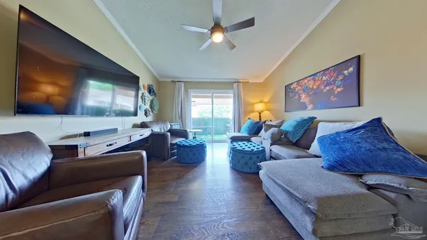 $114,999 | 2303 West Michigan Avenue, Unit E8, Pensacola, FL 32526