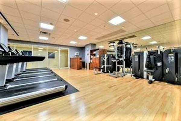 20 Rowes Wharf, Unit 710 Boston, MA 02110 - Photo 18 of 18