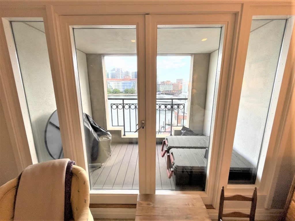 20 Rowes Wharf, Unit 710 Boston, MA 02110 - Photo 8 of 18