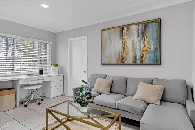 $5,000 | 437 Northeast 107th Street, Miami, FL 33161