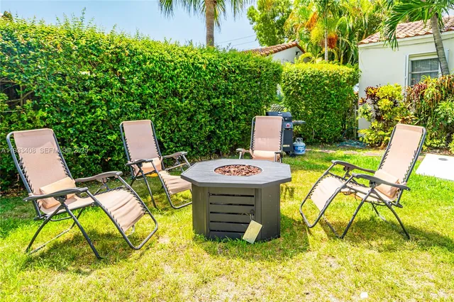 $5,000 | 437 Northeast 107th Street, Miami, FL 33161