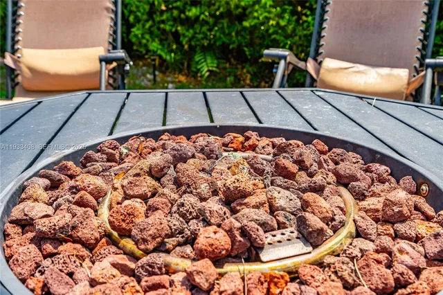 $5,000 | 437 Northeast 107th Street, Miami, FL 33161