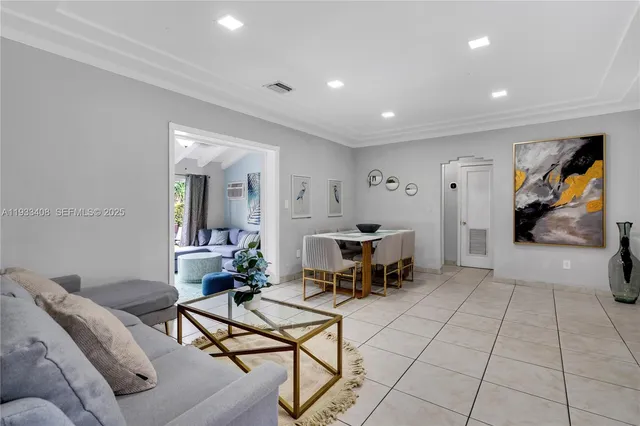 $5,000 | 437 Northeast 107th Street, Miami, FL 33161