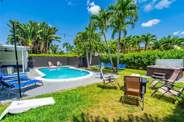 $5,000 | 437 Northeast 107th Street, Miami, FL 33161