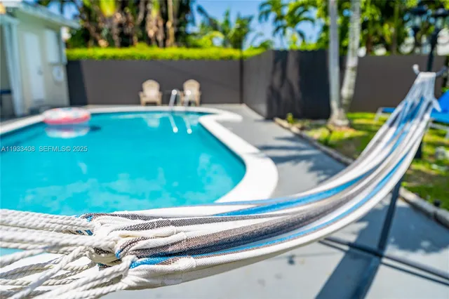 $5,000 | 437 Northeast 107th Street, Miami, FL 33161