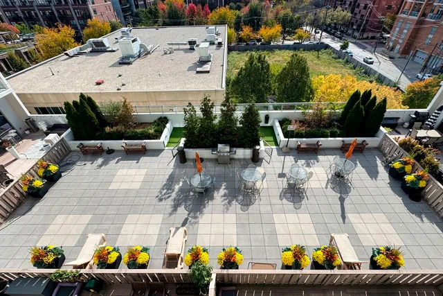 $375,000 | 901 West Madison Street, Unit 603, Chicago, IL 60607