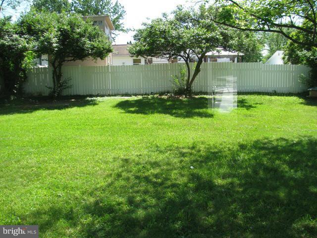 605 West Maple Avenue Sterling, VA 20164 - Photo 12 of 18 Exterior (Rear)