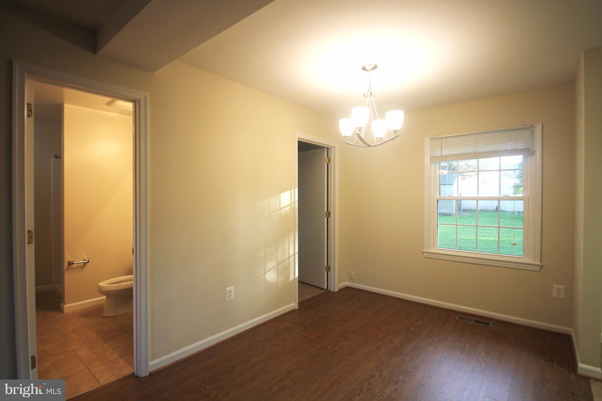 605 West Maple Avenue Sterling, VA 20164 - Photo 4 of 18 Dining Room