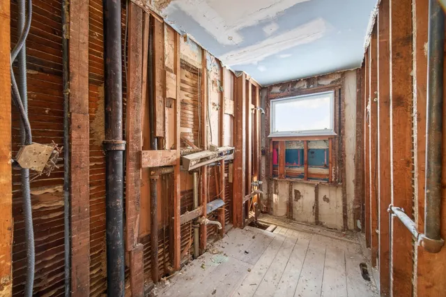 $185,000 | 1118 North Newton Avenue, Minneapolis, MN 55411