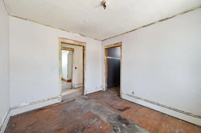 $185,000 | 1118 North Newton Avenue, Minneapolis, MN 55411