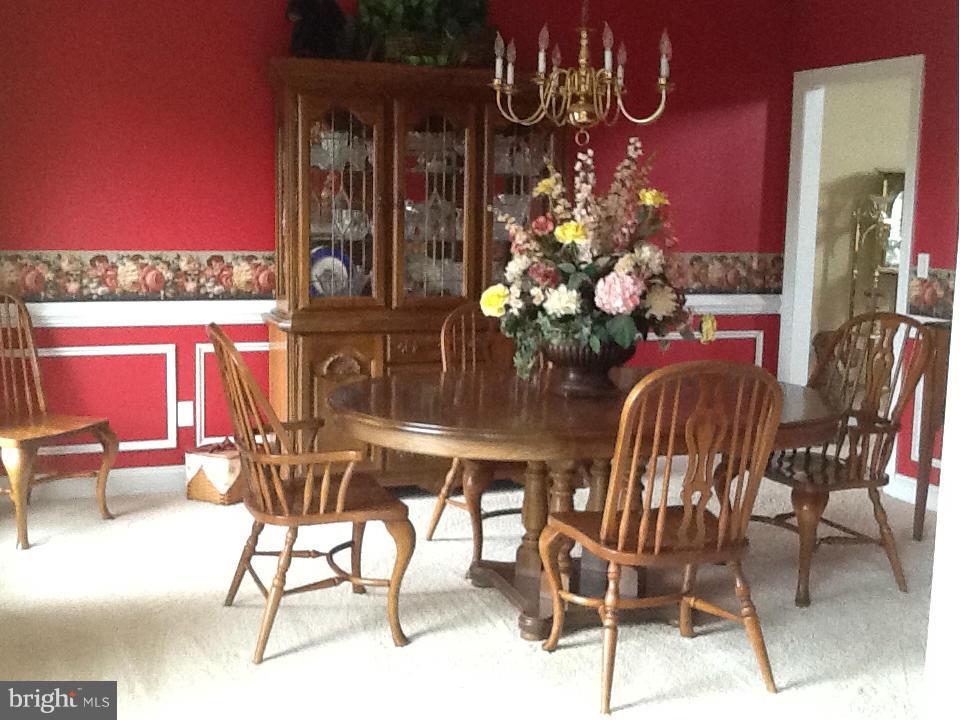 1820 Bennett Road Sykesville, MD 21784 - Photo 9 of 27 Dining Room