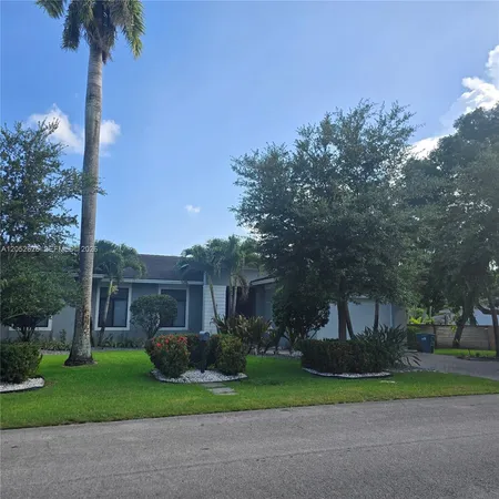 $7,000 | 9340 Southwest 177th Street, Palmetto Bay, FL 33157