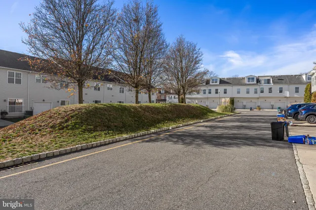 $345,000 | 4426 Driftwood Drive, Unit 77, Philadelphia, PA 19129