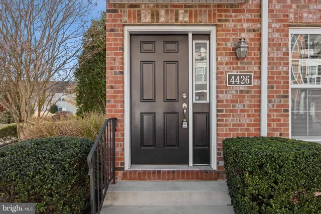 $345,000 | 4426 Driftwood Drive, Unit 77, Philadelphia, PA 19129