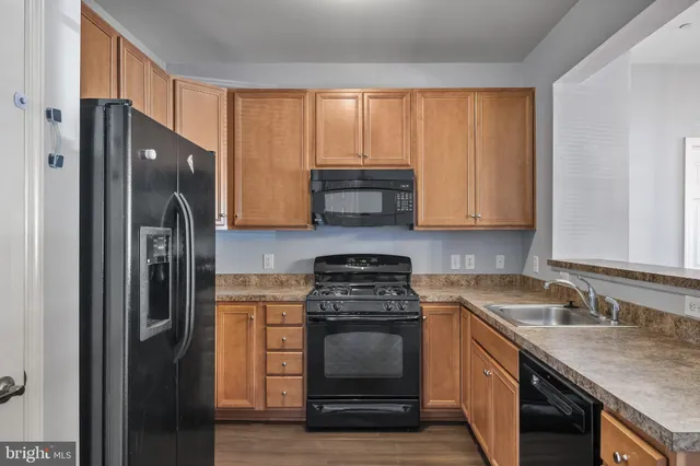 $345,000 | 4426 Driftwood Drive, Unit 77, Philadelphia, PA 19129