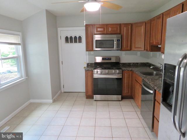 516 Banyan Road Newark, DE 19713 - Photo 4 of 13 Gallery Image 4