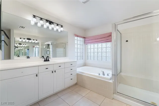 $3,999 | 299 Queen Creek Circle, Henderson, NV 89052