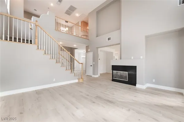 $3,800 | 299 Queen Creek Circle, Henderson, NV 89052