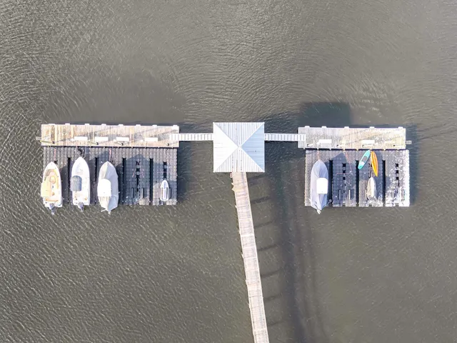 $3,399,999 | 2777 Oak Manor Drive, Mount Pleasant, SC 29466