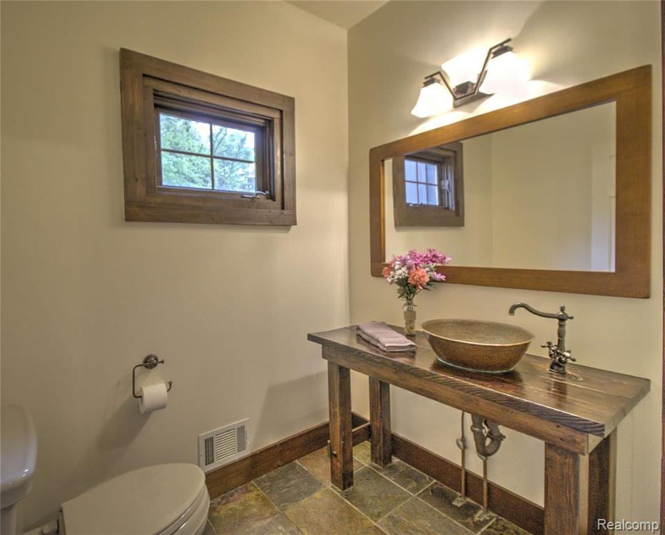2877 East Schafer Road Howell, MI 48843 - Photo 13 of 31