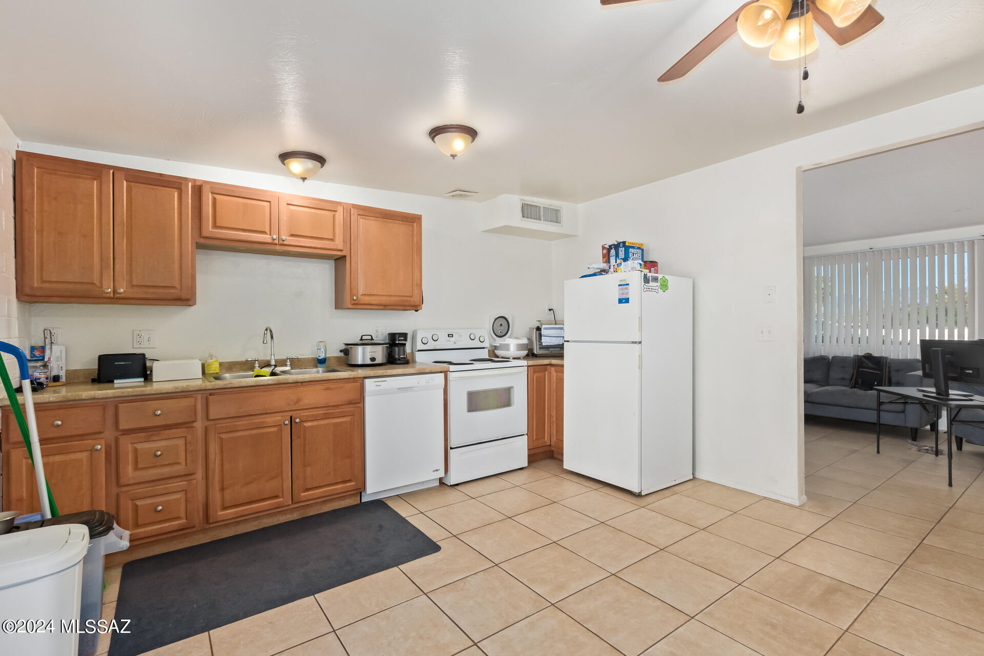 7455 East Desert Spring Drive Tucson, AZ 85730 - Photo 10 of 26