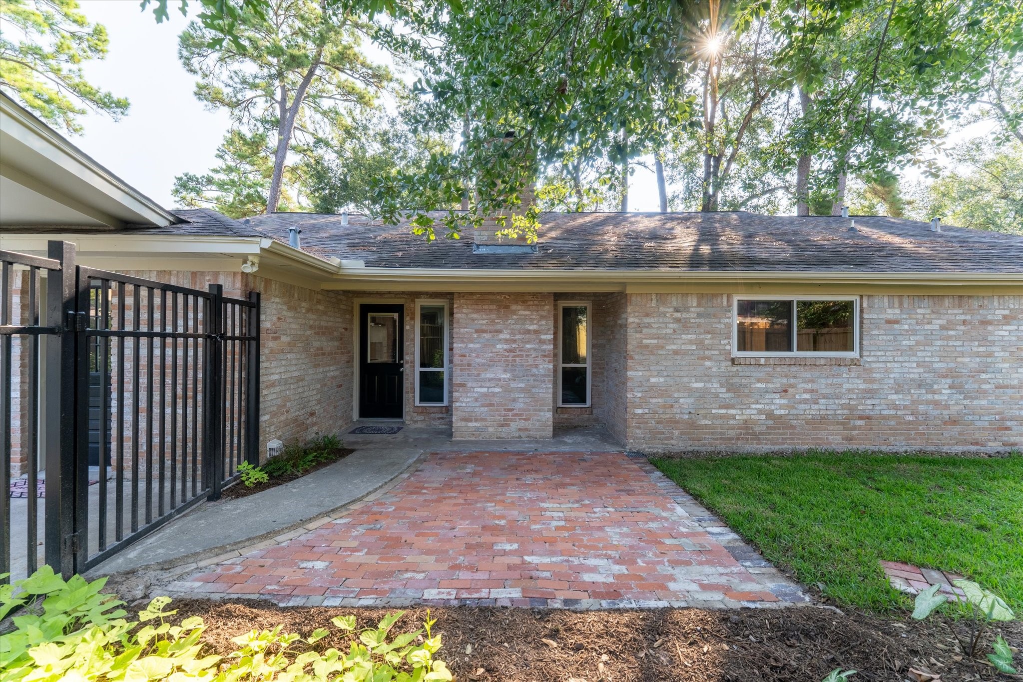 25019 Barmby Drive Spring, TX 77389 - Photo 10 of 43 a front view of a house with a garden