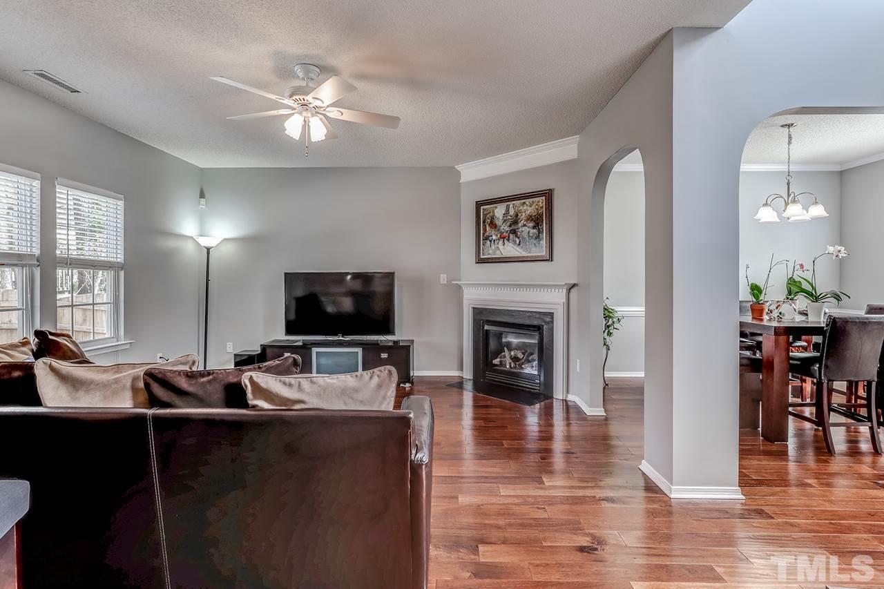 5713 Enoree Lane Raleigh, NC 27616 - Photo 3 of 25 Gallery Image 3