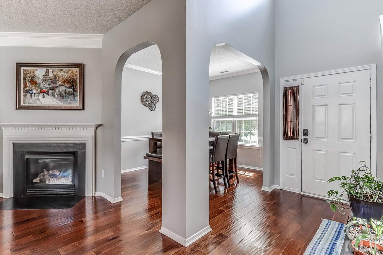 5713 Enoree Lane Raleigh, NC 27616 - Photo 5 of 25 Gallery Image 5