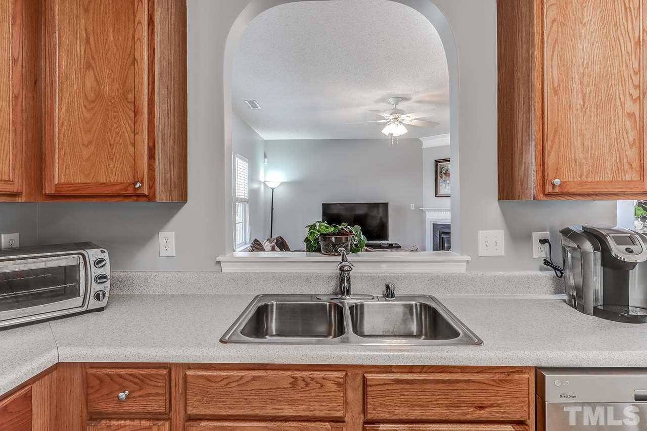 5713 Enoree Lane Raleigh, NC 27616 - Photo 9 of 25 Gallery Image 9