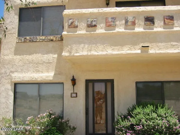 $1,695 | 929 Genoa Drive, Lake Havasu City, AZ 86403