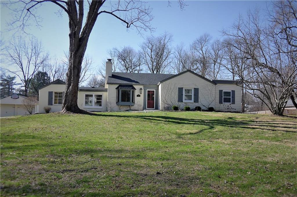 7930 Evanston Road Indianapolis, IN 46240 - Photo 1 of 33 Gallery Image 1