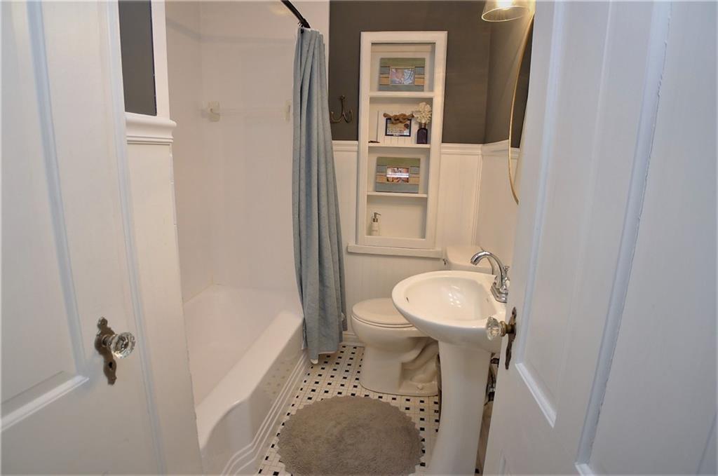 7930 Evanston Road Indianapolis, IN 46240 - Photo 18 of 33 Gallery Image 18