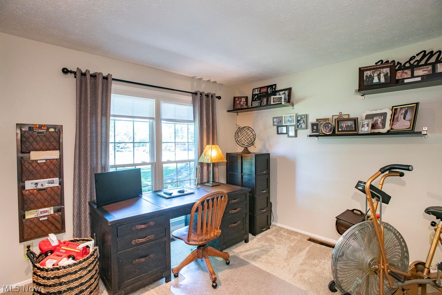 18377 Falling Water Road Strongsville, OH 44136 - Photo 26 of 36 Gallery Image 26
