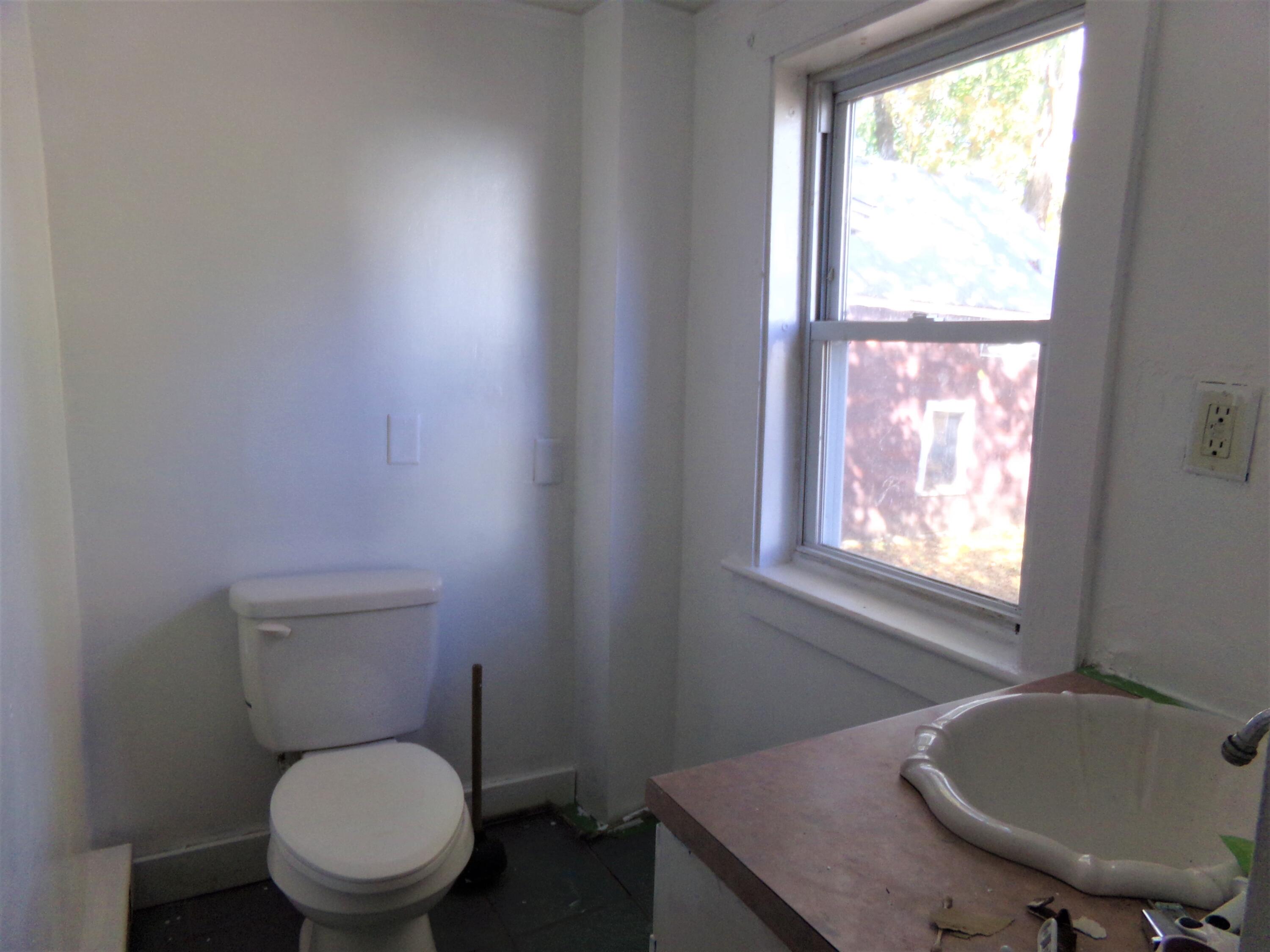 22 Pleasant Street Springvale, ME 04083 - Photo 23 of 25 116_8356 (2)