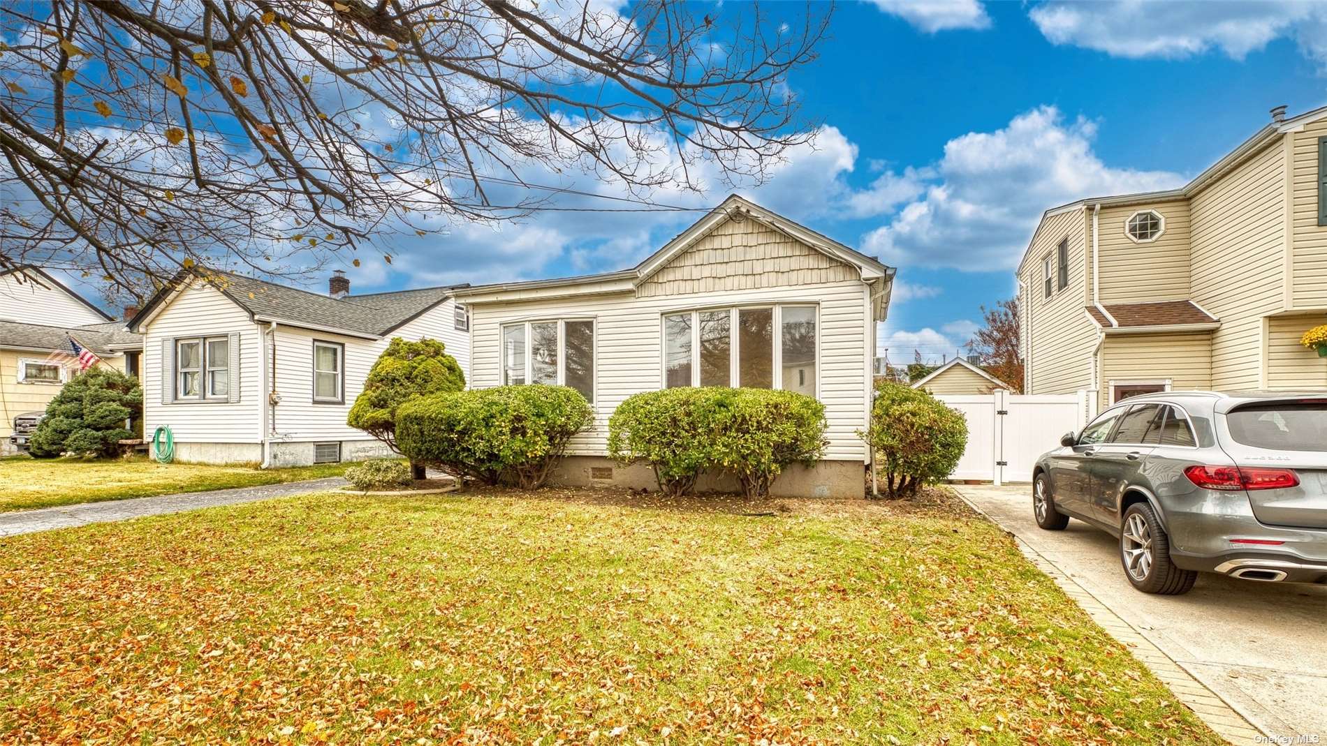 2853 Royle Street, Bellmore, NY 11710 Compass