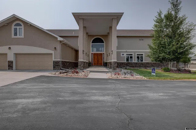 $1,995,000 | 6231 South Walnut Street, Casper, WY 82601